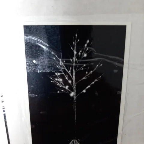 BOXED 5FT PRE LIT SILVER CHRISTMAS TREE - COLLECTION ONLY