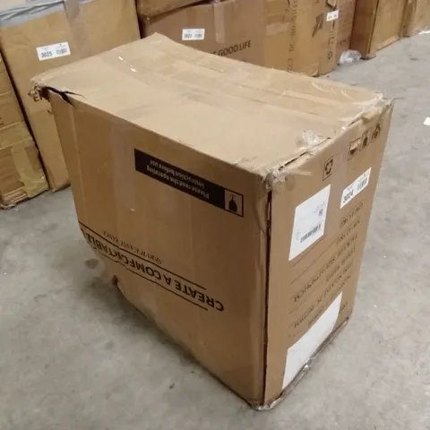 BOXED WHITE OFFICE/GAMING CHAIR