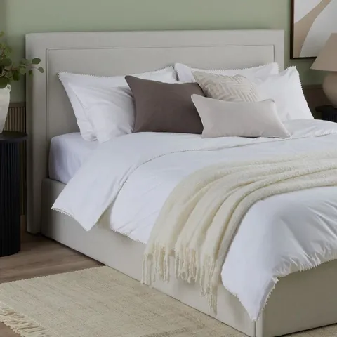 BOXED DUSK WINDSOR OTTOMAN STORAGE BED - NATURAL // SIZE: 4FT6 DOUBLE (2 BOXES)