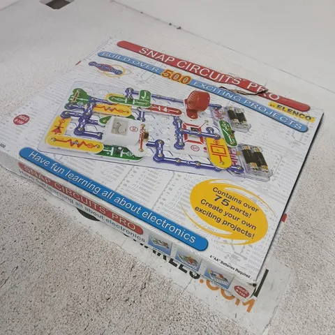 ELENCO SNAP CIRCUITS PRO ELECTRONICS LEARNING KIT - MODEL SC-500 (75+ PARTS)