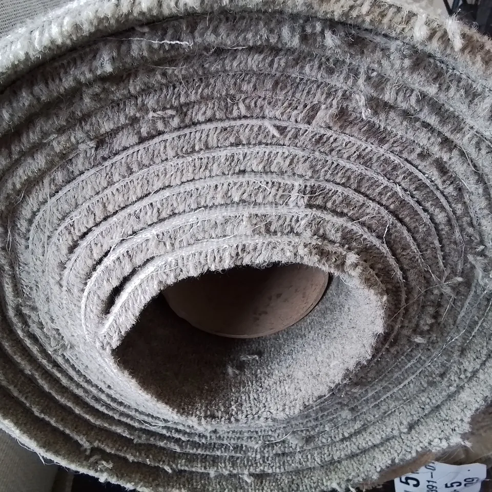 ROLL OF QUALITY RARE BREEDS BALWEN CARPET APPROXIMATELY 4M × 7.2M