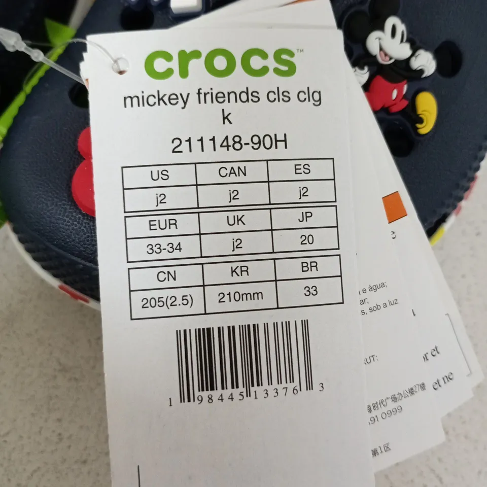 MICKEY AND FRIENDS CROCS SIZE J2