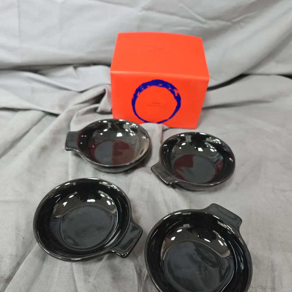 4 X SERAX TAPAS PLATES IN BLACK 