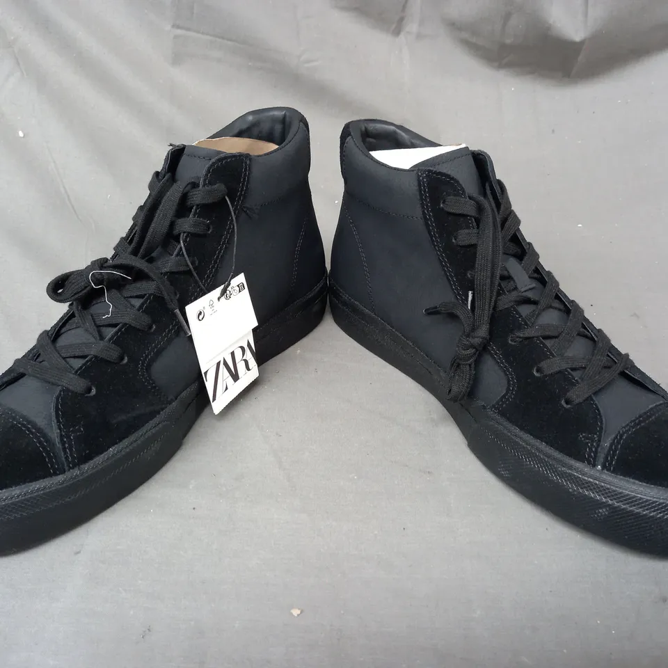 PAIR OF ZARA HIGH TOP SHOES IN BLACK UK SIZE 9