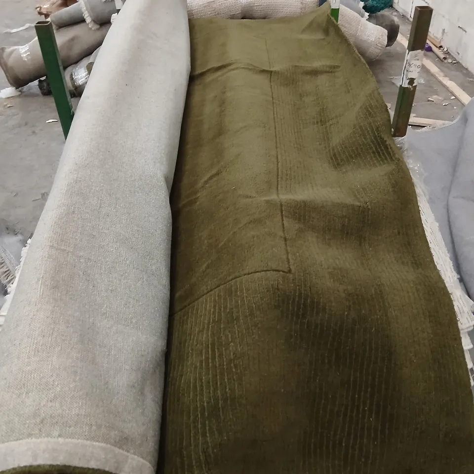 LARGE GREEN RUG