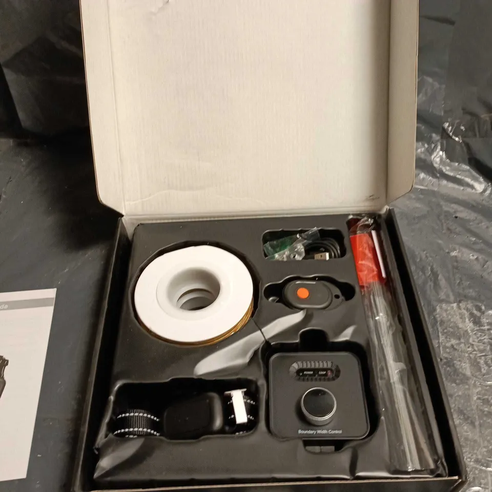 IN-GROUND FENCE F600 SYSTEM FOR DOGS – TRANSMITTER, RECEIVER COLLAR & WIRE KIT