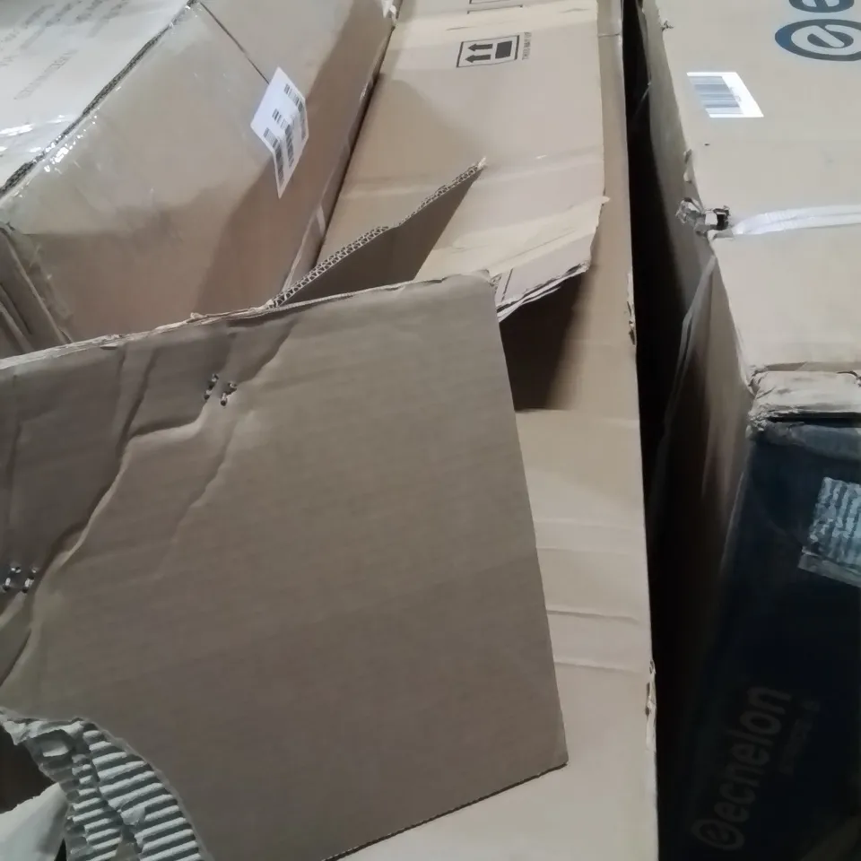 BOXED T3000 LARGE LED DISPLAY FOLDABLE MOTORIS TREADMILL