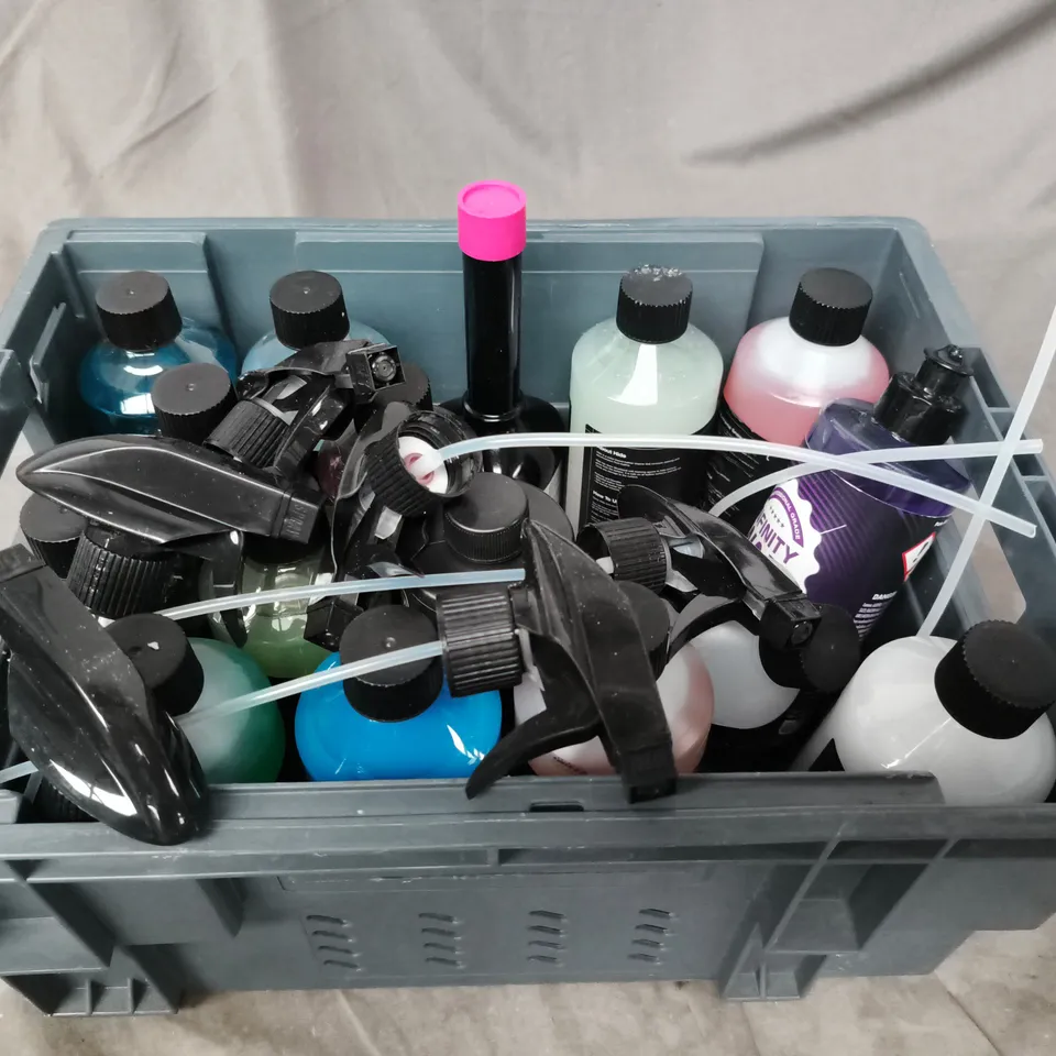 LARGE QUANTITY OF ASSORTED CAR ITEMS 