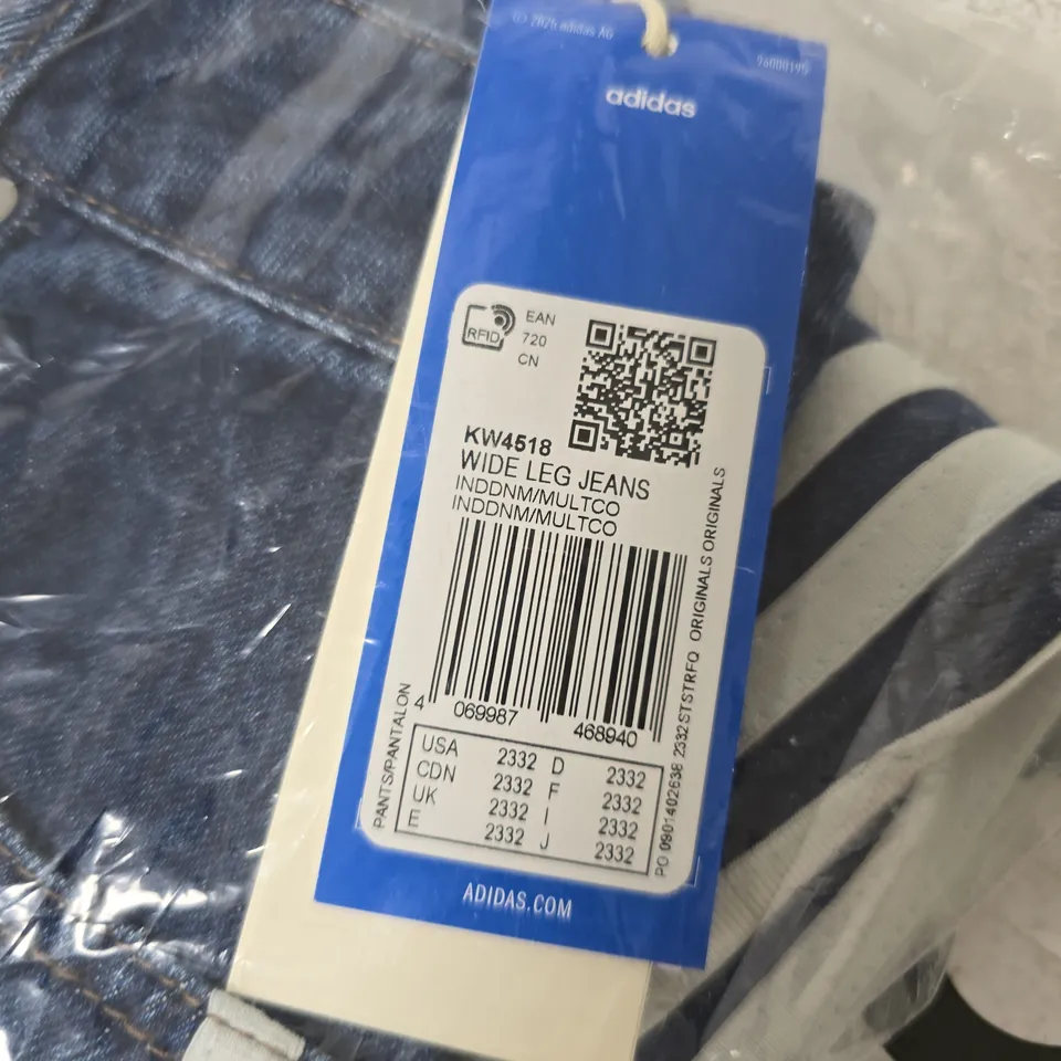 BAGGED ADIDAS WIDE LEG JEANS - SIZE W23 X L32