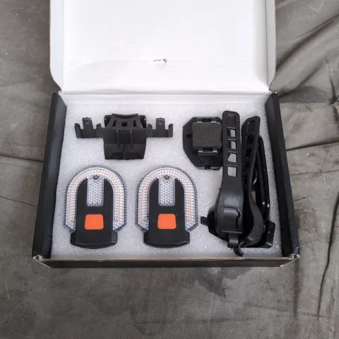 REMOTE STEERING TAIL LIGHT KIT FY-1825 FOR BICYCLE – BOXED