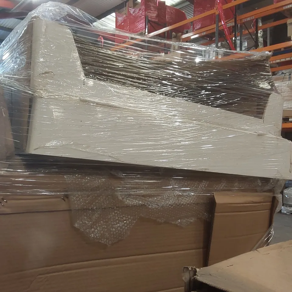 PALLET CONTAINING A LARGE QUANTITY OF ASSORTED BATHROOM FURNITURE PARTS