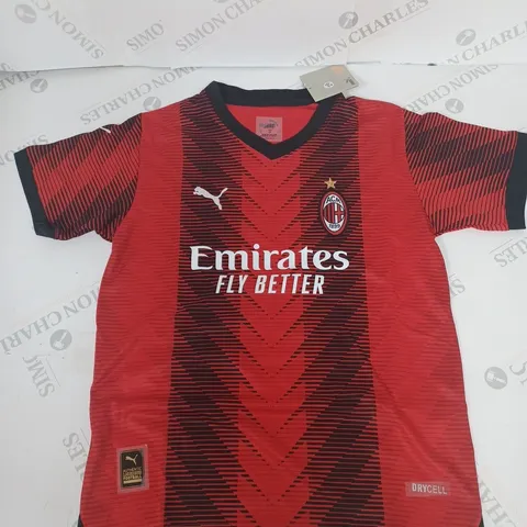 AC MILAN FC HOME SHIRT AND SHORTS SIZE 26