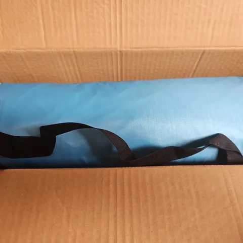 BOXED CAMPING TENT 