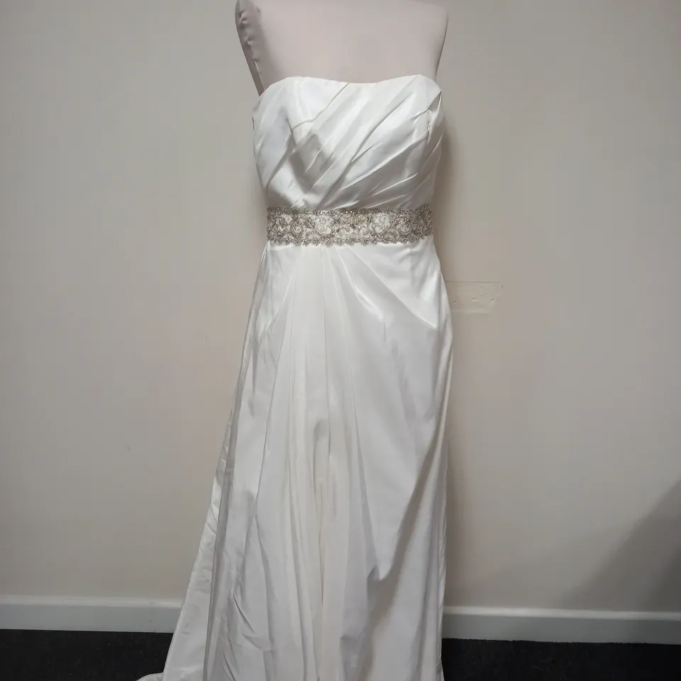 BERKETEX BRIDE ROSETTA NICOLINI WHITE & SILVER WEDDING DRESS - SIZE 16
