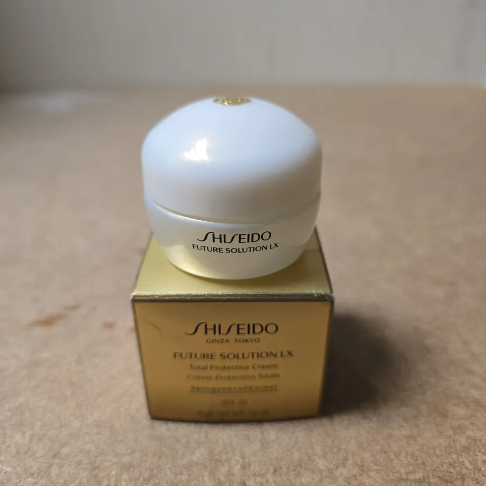 SHISEIDO FUTURE SOLUTION LX TOTAL PROTECTIVE CREAM - 15ML