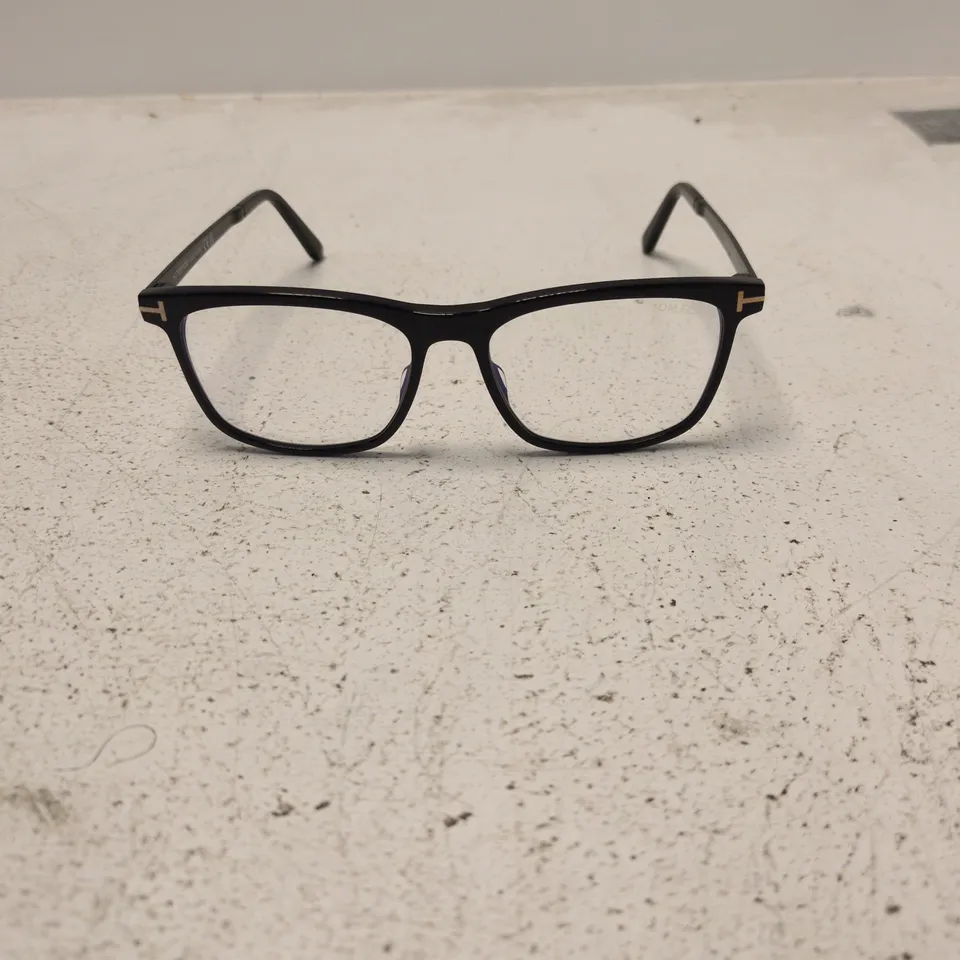 TOM FORD EYEGLASSES – BLACK RECTANGULAR FRAME, MADE IN ITALY