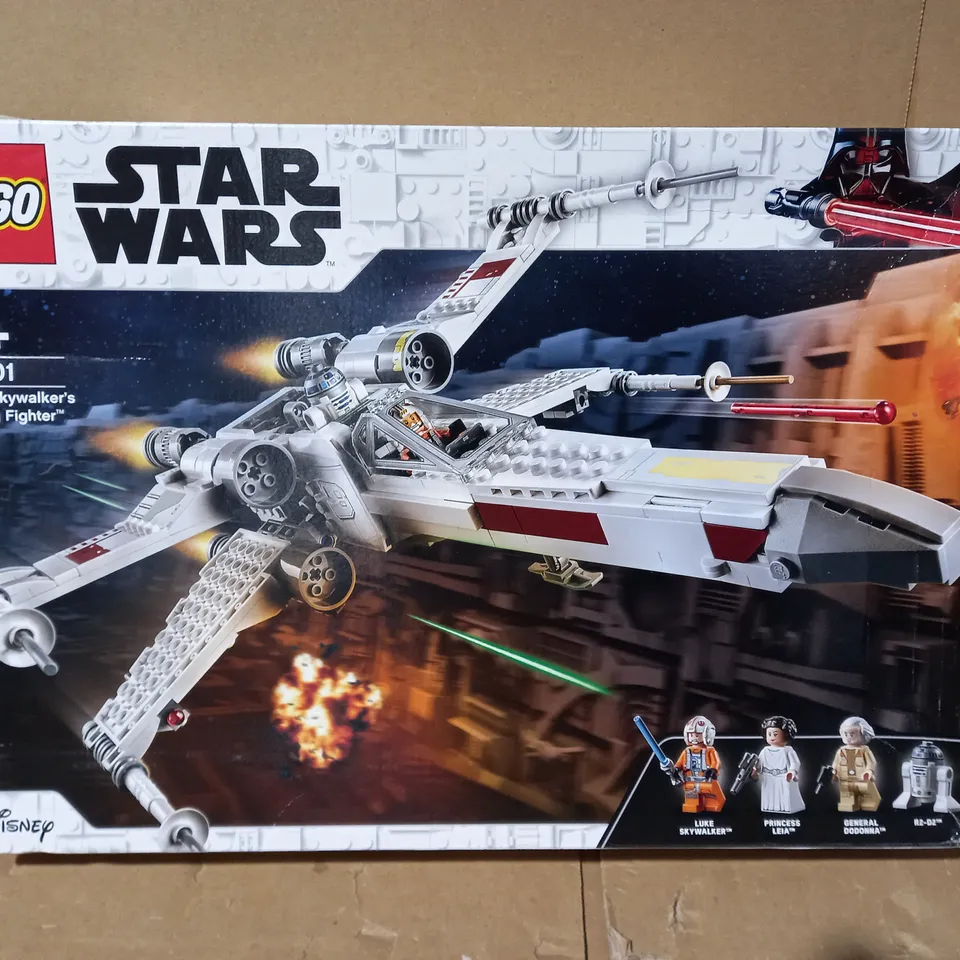 BOXED LEGO STARWARS X-WING FIGHTER 75301 7+ RRP £44.99
