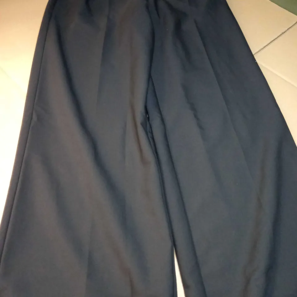 ZARA BLACK WIDE LEGGED TROUSERS - SMALL