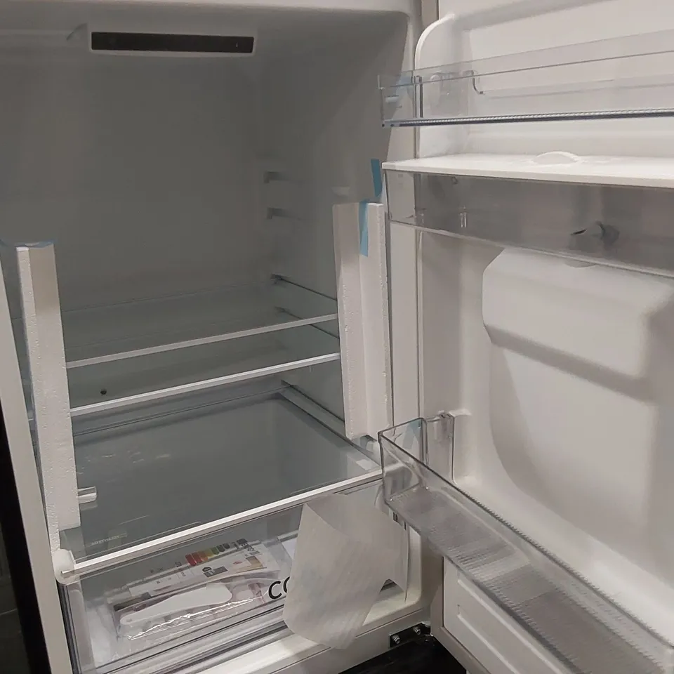 HOOVER HOCT3L517FWBK 246 LITRE 50/50 FREESTANDING FRIDGE FREEZER BLACK - UNPROCESSED RAW RETURN