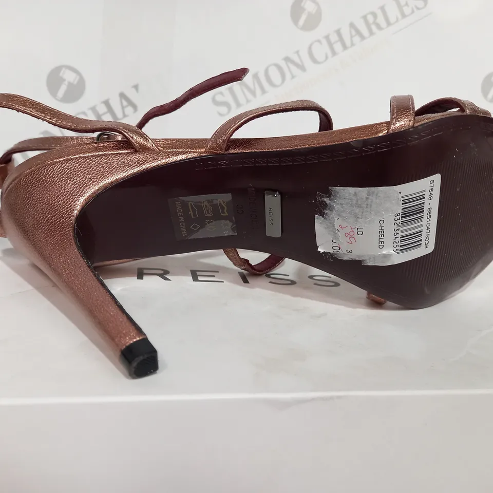 BOXED REISS DANA METTALIC ROSE GOLD HEELS - SIZE 6