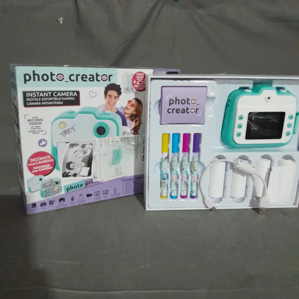 BOXED CANAL TOYS PHOTO CREATOR INSTANT CAMERA 