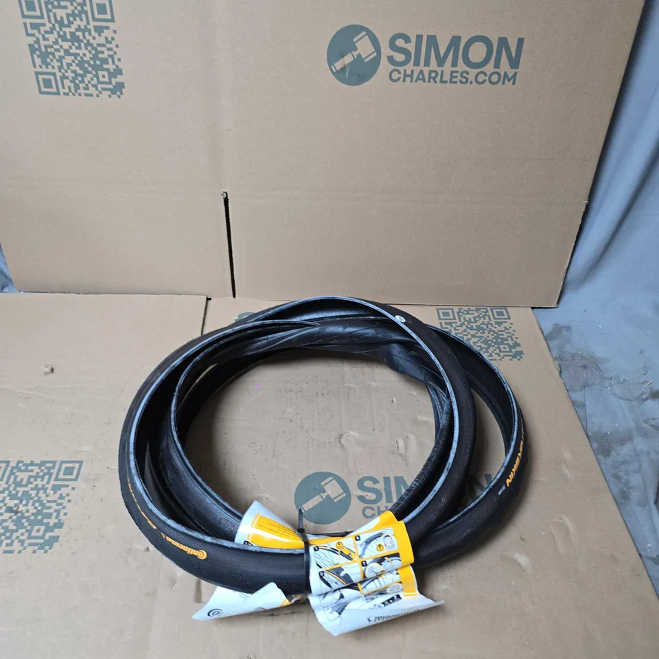 2X CONTINENTAL GATORSKIN TYRES 28"