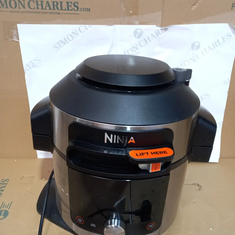 NINJA FOODI SMARTLID 7.5L 15 IN 1 MULTI COOKER & AIR FRYER