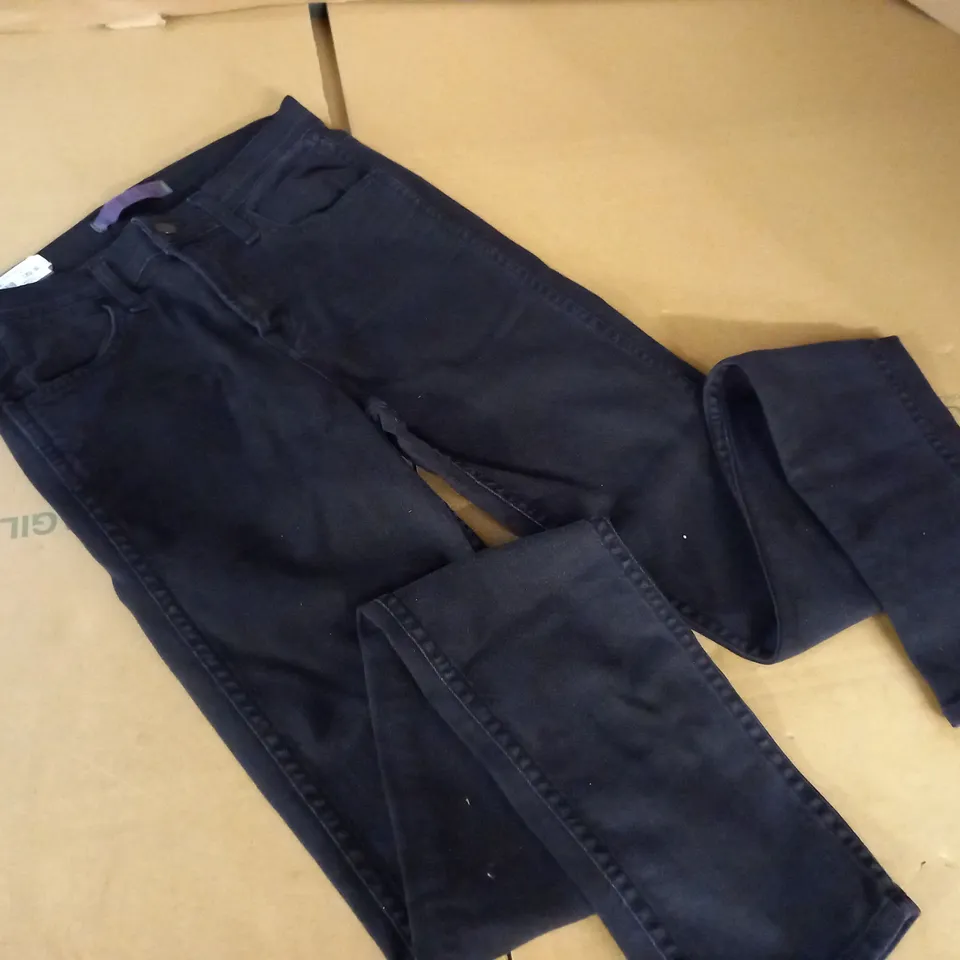 BRAND NEW J BRAND SASHA HIGH RISE SKINNY LEG JEANS IN BLACK - 26