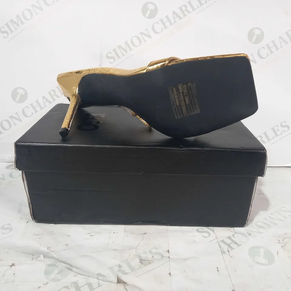 BOXED PAIR OF EGO SUNAK OPEN TOE HEELS IN TEXTURED METALLIC GOLD COLOUR UK SIZE 6