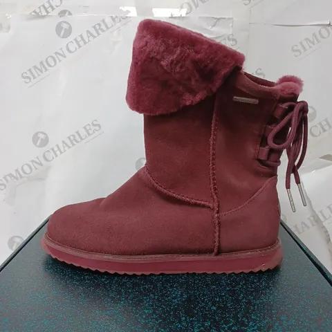 BOXED EMU AUSTRALIA BIRDWOOD BOOTS, MERIOT - SIZE 6