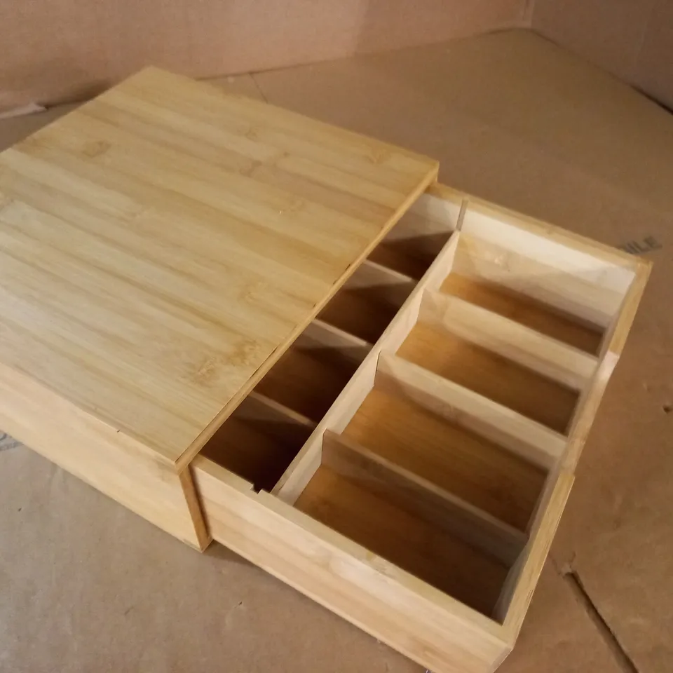 WOODEN BOX WITH MULTI-SECTION DRAWER - 30X33X11CM