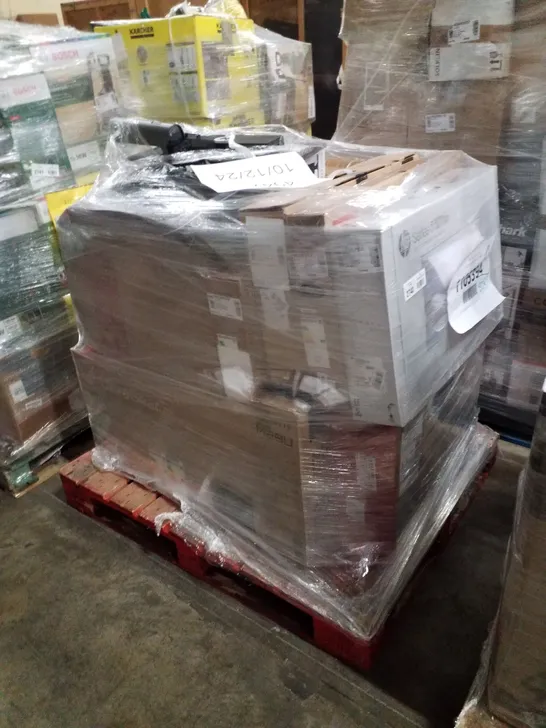 Lot 2740: PALLET OF APPROXIMATELY 21 UNPROCESSED RAW RETURN MONITORS TO ...
