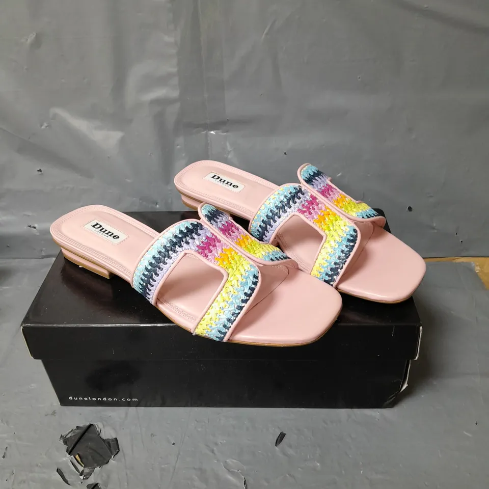 PAIR OF DUNE LONDON SLIDE SANDALS IN PINK/MULTICOLOUR SIZE 6
