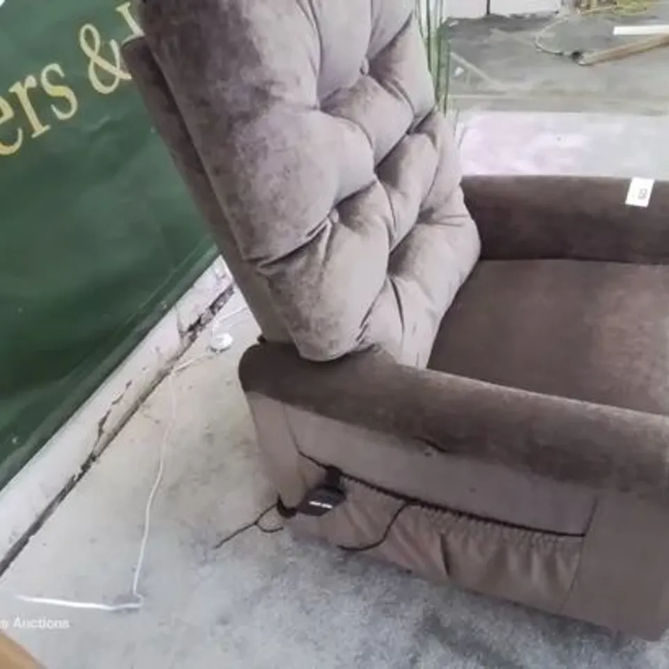 BRAND NEW BOXED JOYNSON HOLLAND LIFT & RISE CHAIR - VISCOSITY MINK FABRIC