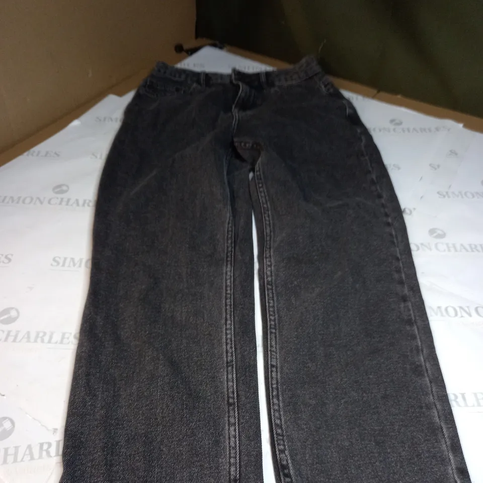 DARK GREY DENIM JEANS SIZE M 