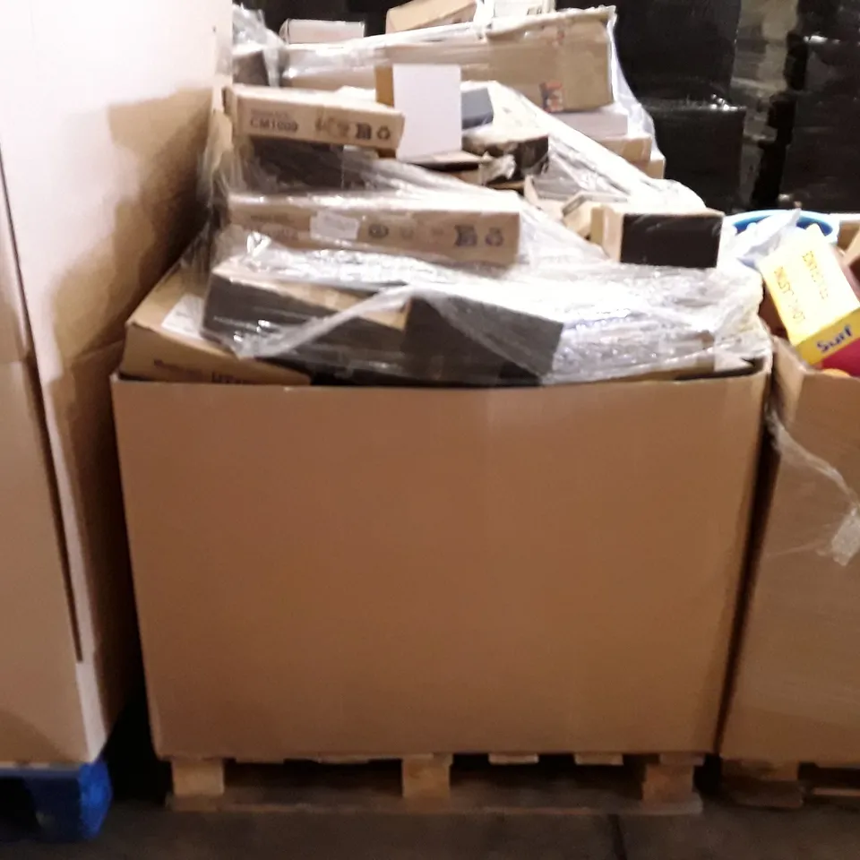 PALLET CONTAINING AN ASSORTMENT OF FULL TV AND MONITOR WALL MOUNT AND TV STAND ECT 