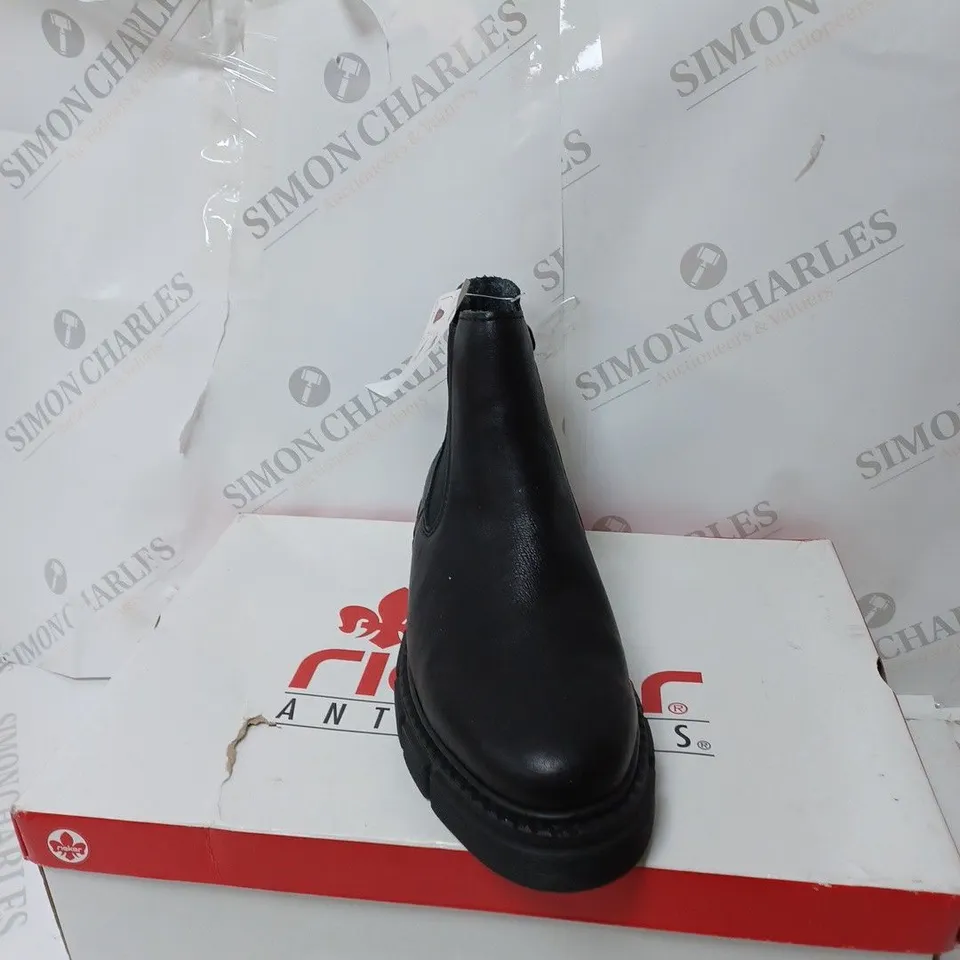 RIEKER ANTISTRESS BLACK CHUNKY ANKLE BOOT SIZE 5 