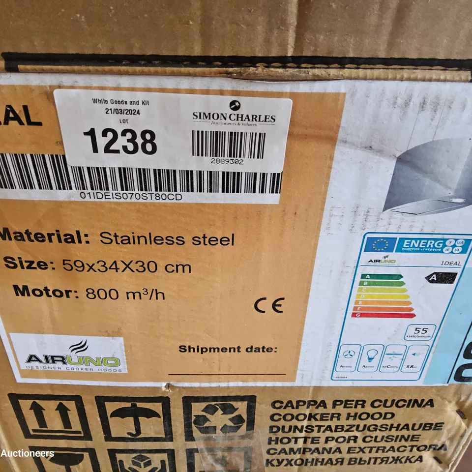 BOXED IDEAL STAINLESS STEEL ISLAND EXTRACTOR WITH FITTING KIT