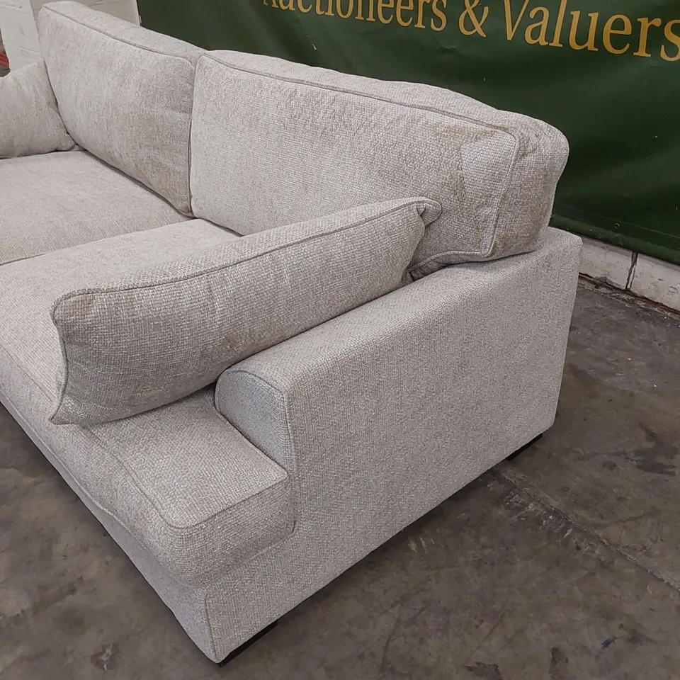 DESIGNER COTTAGE 4 SEATER FABRIC UPHOLSTERED SOFA