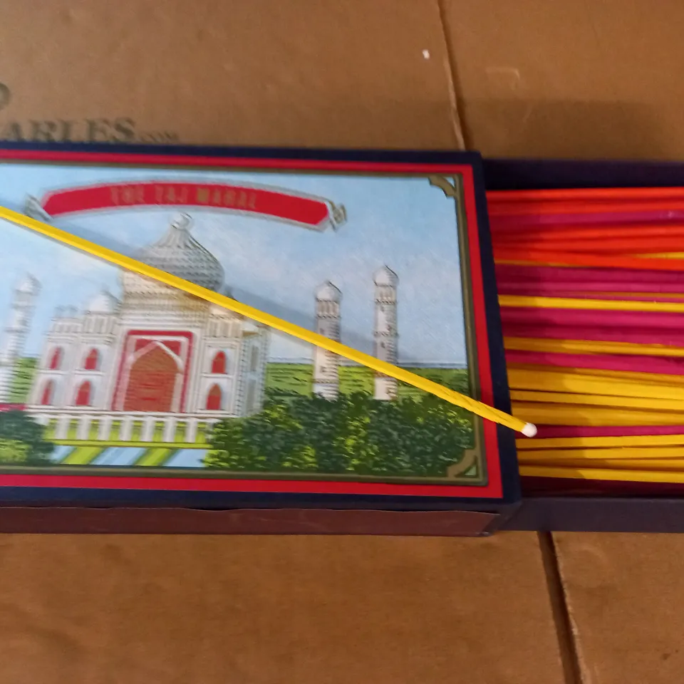 BOX OF LARGE TAJ MAHAL THEMED MATCHES