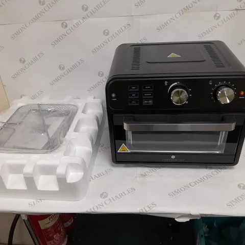 BOXED COOK'S ESSENTIAL 21-LITRE AIRFRYER OVEN IN BLACK