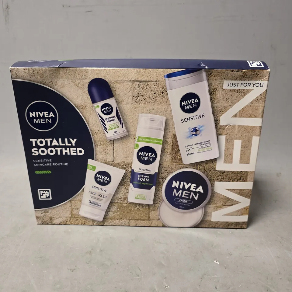 BOXED NIVEA MEN TOTALLY SOOTHED 