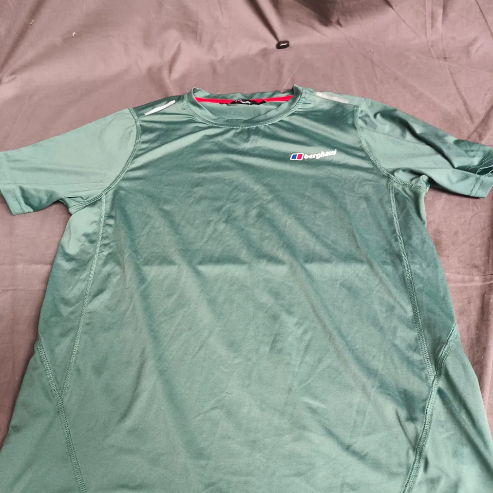 BERGHAUS GREEN SPORTS TEE SIZE 13