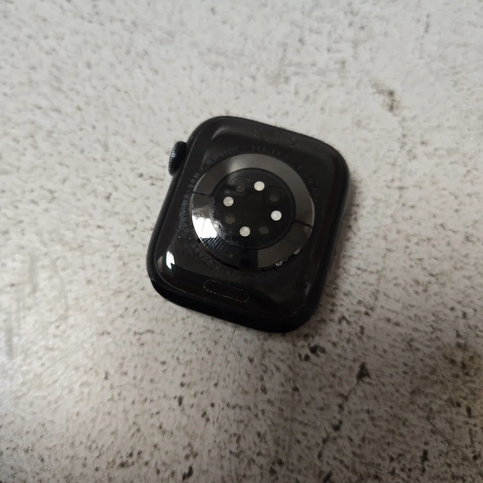 APPLE WATCH SERIES 7