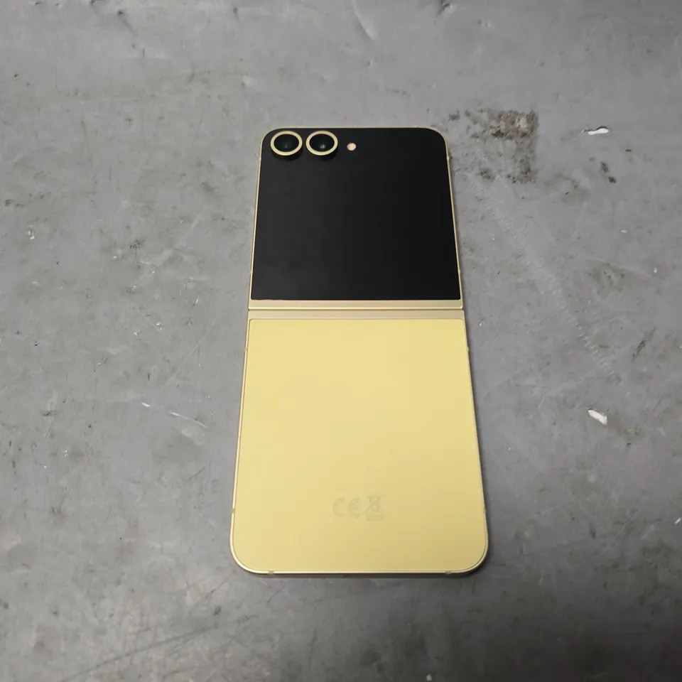 SAMSUNG GALAXY Z FLIP 6 PHONE 