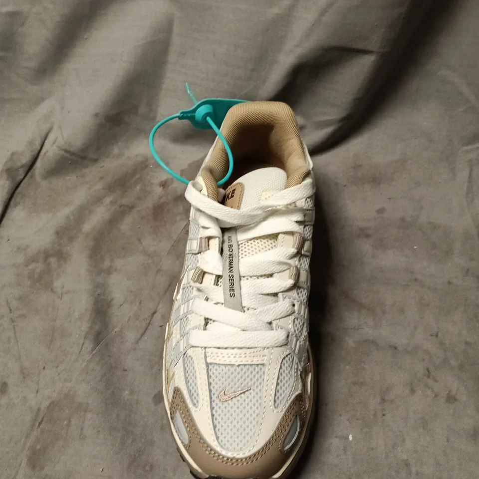 NIKE P 6000 TRAINERS SIZE 4.5