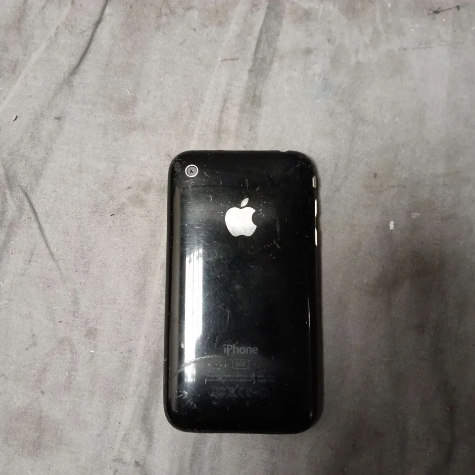 APPLE IPHONE 8GB, BLACK (A1241)