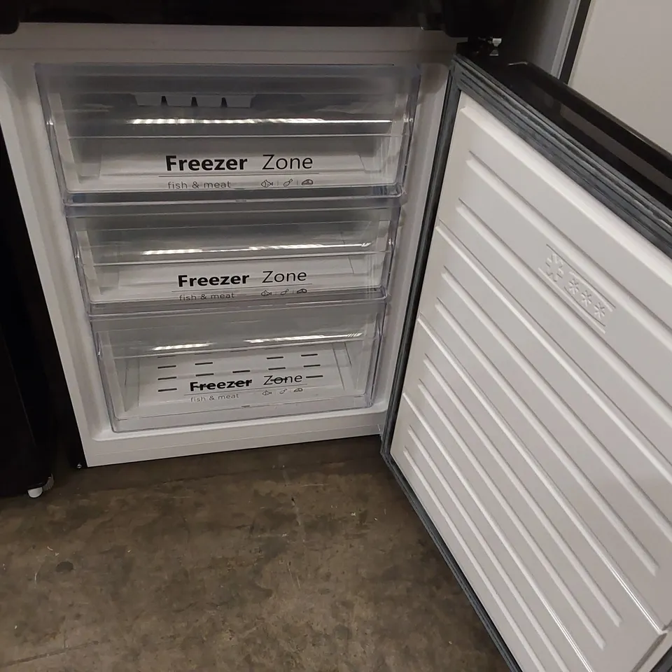 RUSSELL HOBBS FREESTANDING FRIDGE FREEZER BLACK, MODEL: RH54FF180B - UNPROCESSED RAW RETURN