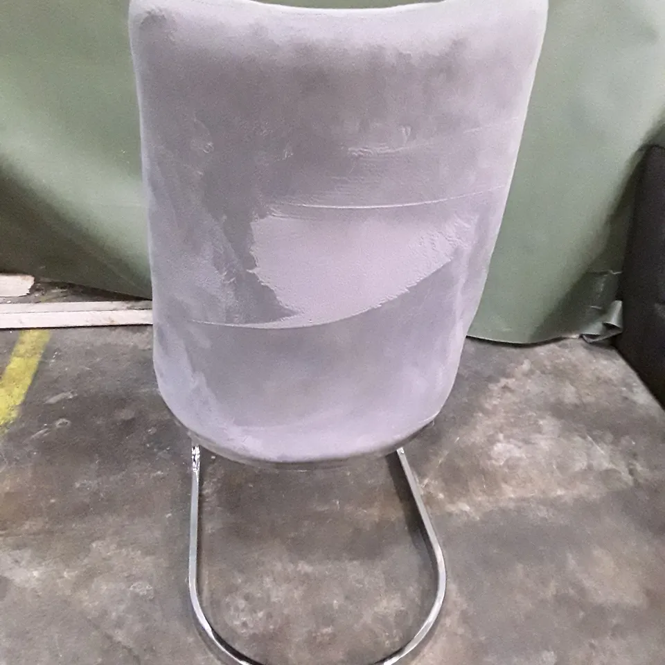 GREY VELVET DINING CHAIR