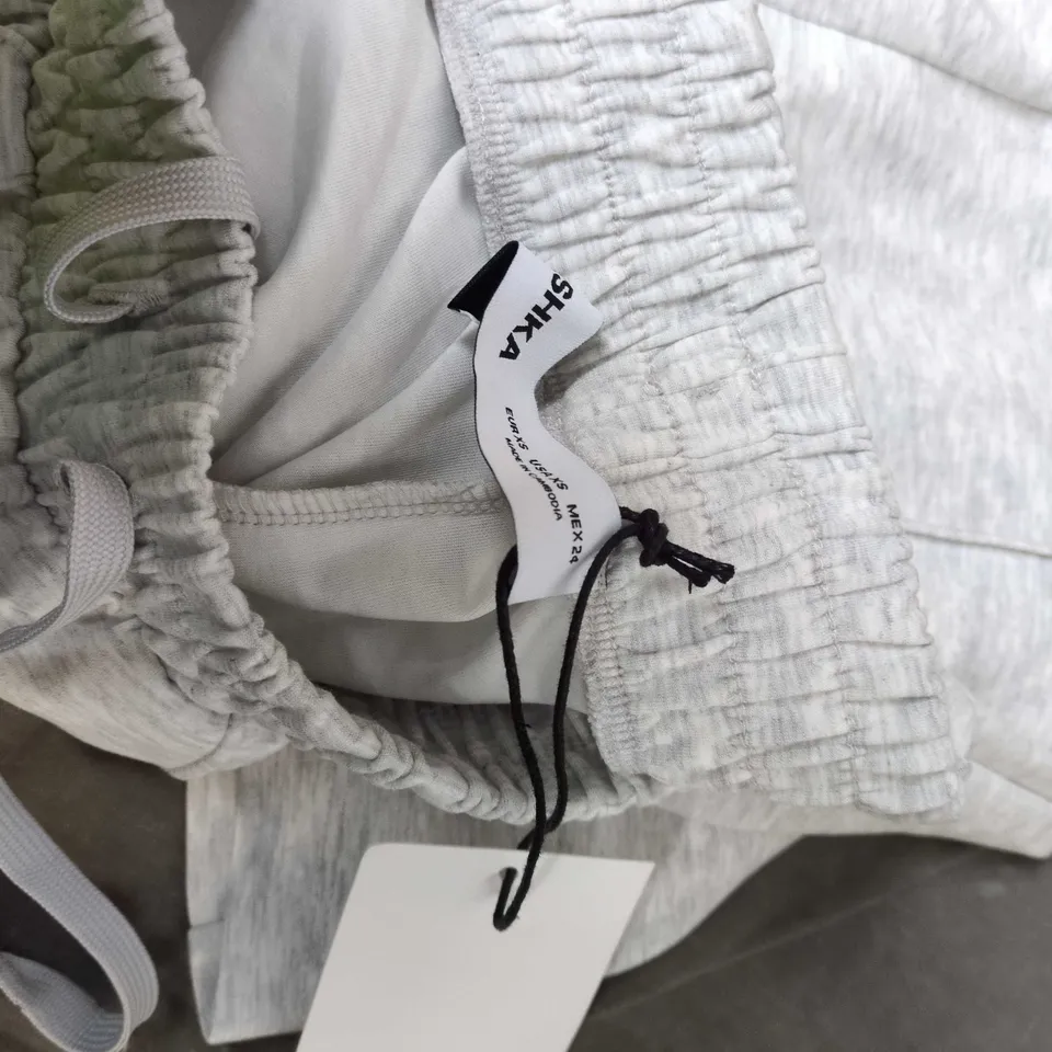 BERSHKA LIGHT GREY JOGGERS WITH DRAWSTRING WAIST